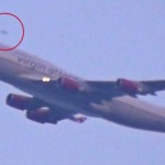Flying saucer zips past Virgin Atlantic airplane – Mirror Online